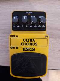 Behringer Ultra Chorus UC200 stereo  jak Boss