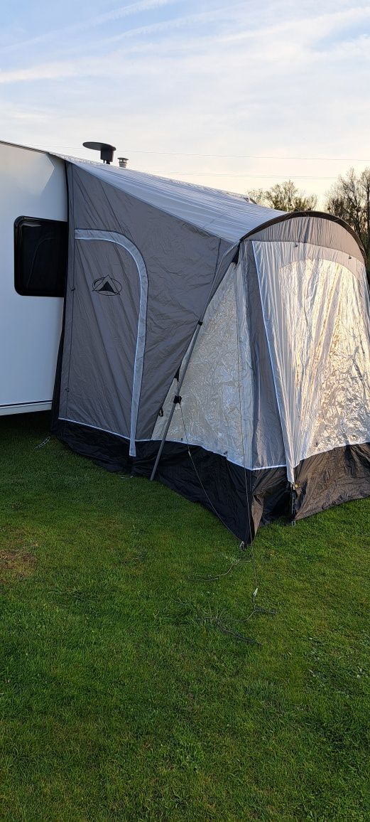 Przedsionek SunnCamp swift 220 deluxe