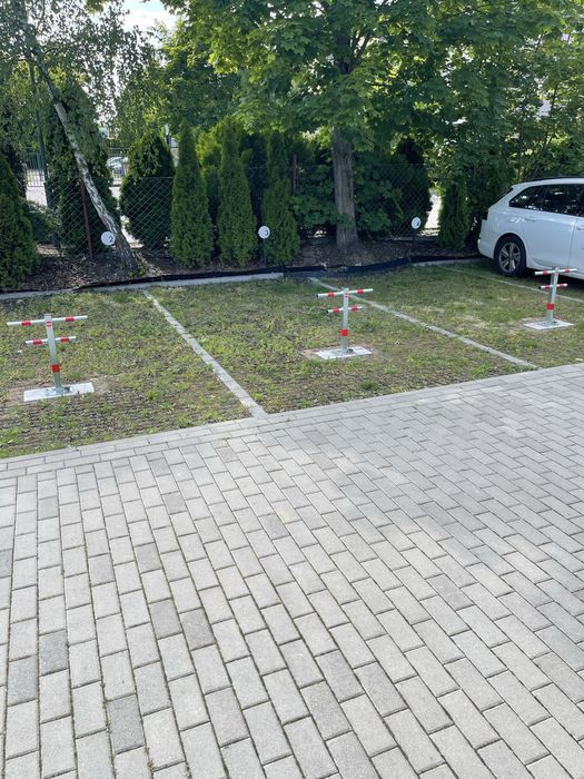Miejsce parkingowe, postojowe, brama, Gołębia, Jaskółcza, Górzyskowo