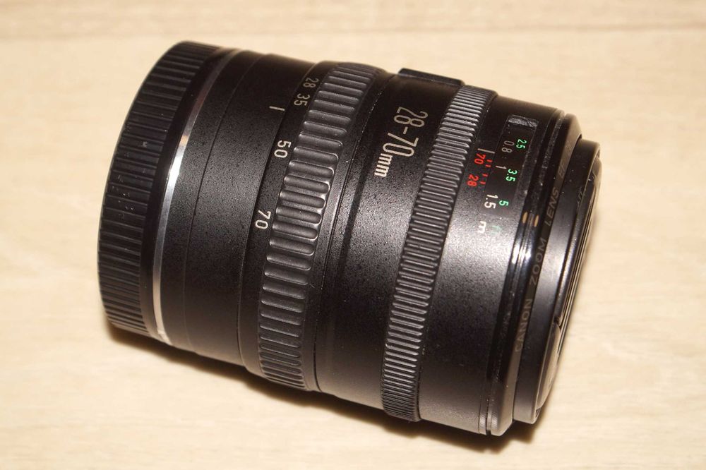 Canon EF AF 28-70 f/3.5-4.5 (i-210-4)