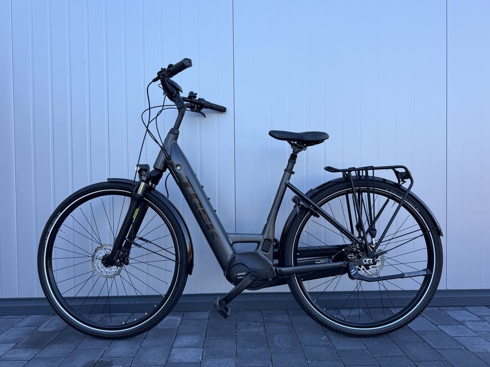 Rower elektryczny Trek District+ 3