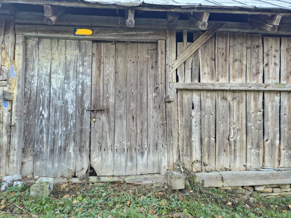 Stare deski, stodoły do rozbiórki