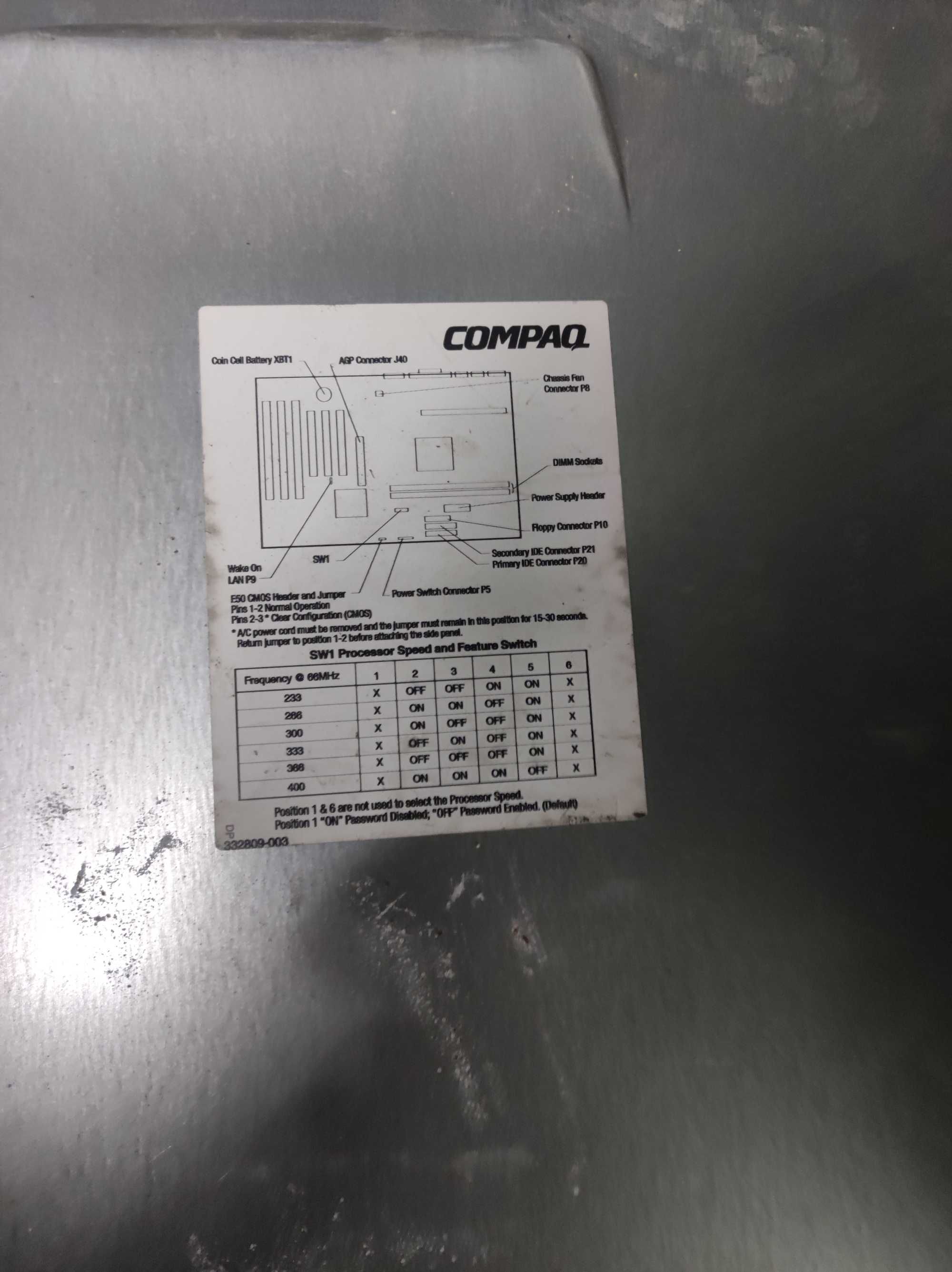 Obudowa compaq + stacja dyskietek + panel przedni ms4011