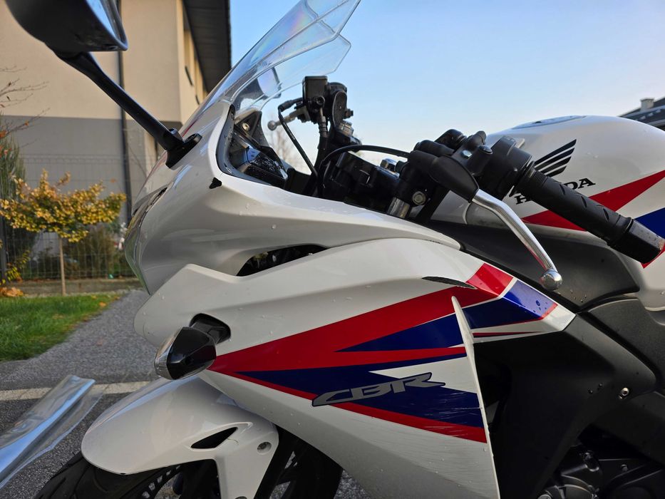 Honda Cbr125r  na kat B