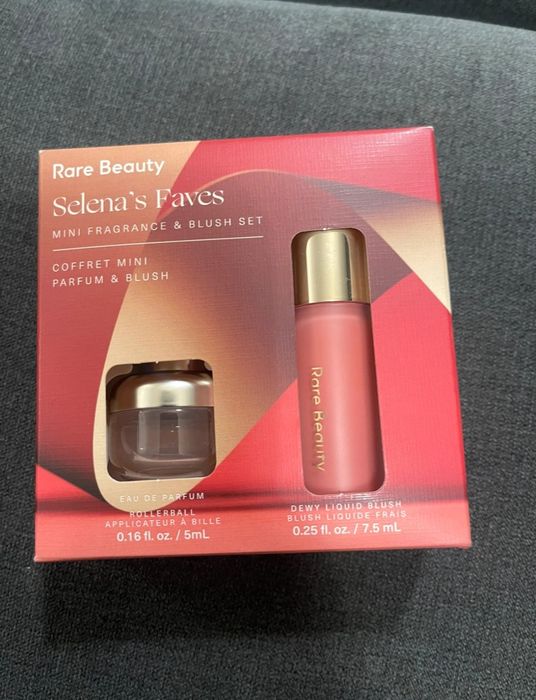 Róż i perfumy rare beauty