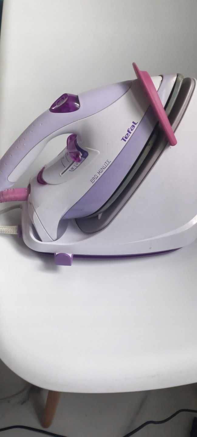 Stacja parowa-Żelazko Tefal