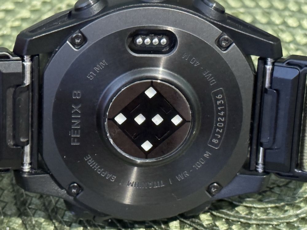 Garmin fenix 8 51 Amoled | Sapphire Carbon Gray Titanium