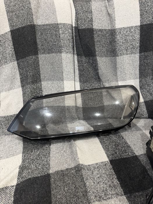 Фара ліва Touareg NF Європа, скло фари, маска фари