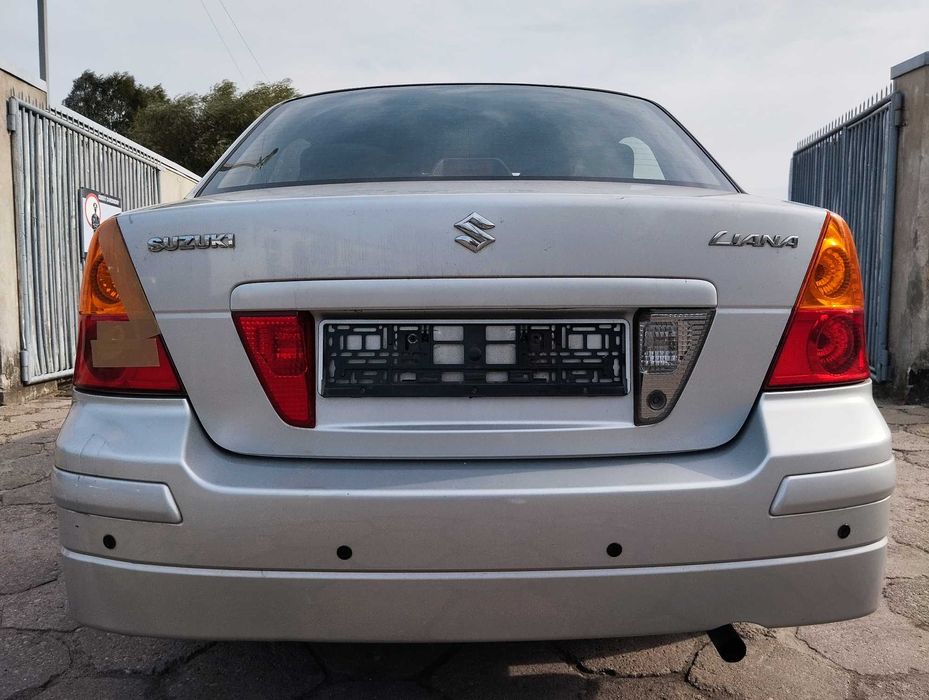 Suzuki Liana 1.6i 4D Sedan 2004r.Klapa bagażnika.