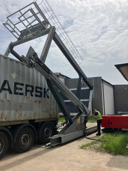 pochylnia obrotnica tilter do kontenerów 20ft