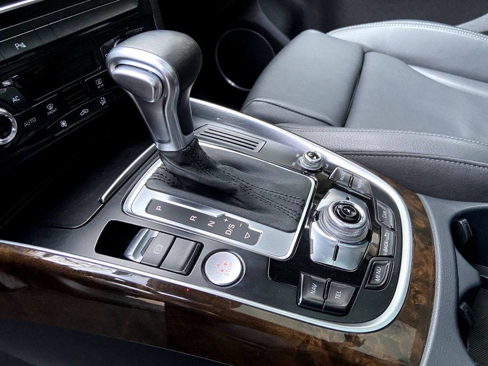 Авто Audi Q5 2013року