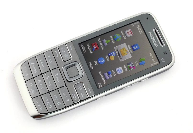 NOWA Nokia E52 GSM smartfonów WIFI Bluetooth GPS 3.2MP Czarna, Srebrna