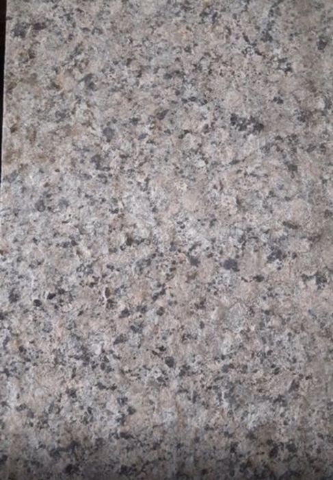 Граніт! Мармур! Залишки оздоблювальних матеріалів.