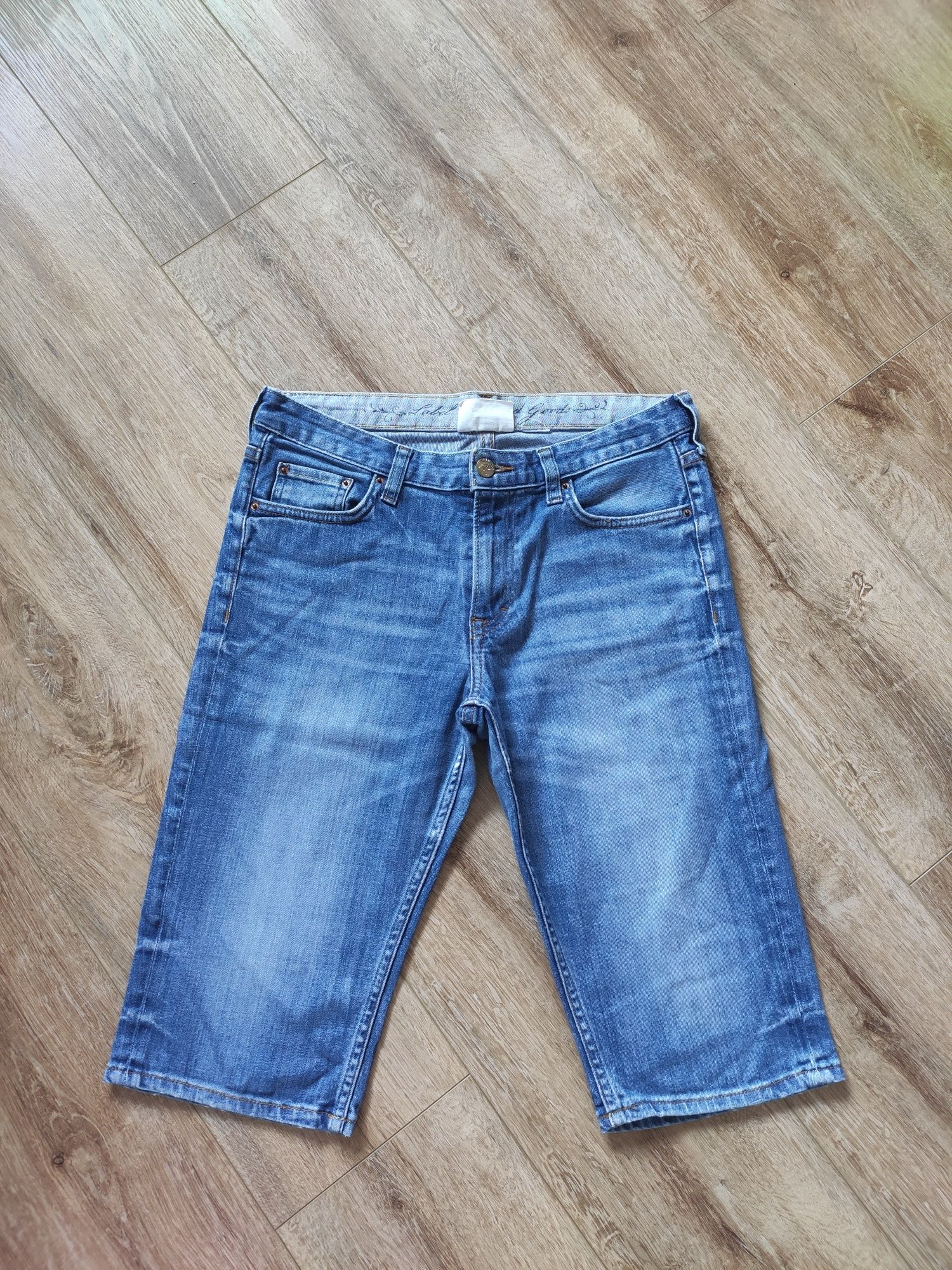Niebieskie spodenki jeansowe szorty damskie H&M