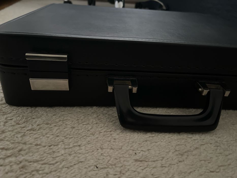 Вітажний новий дипломат-портфель