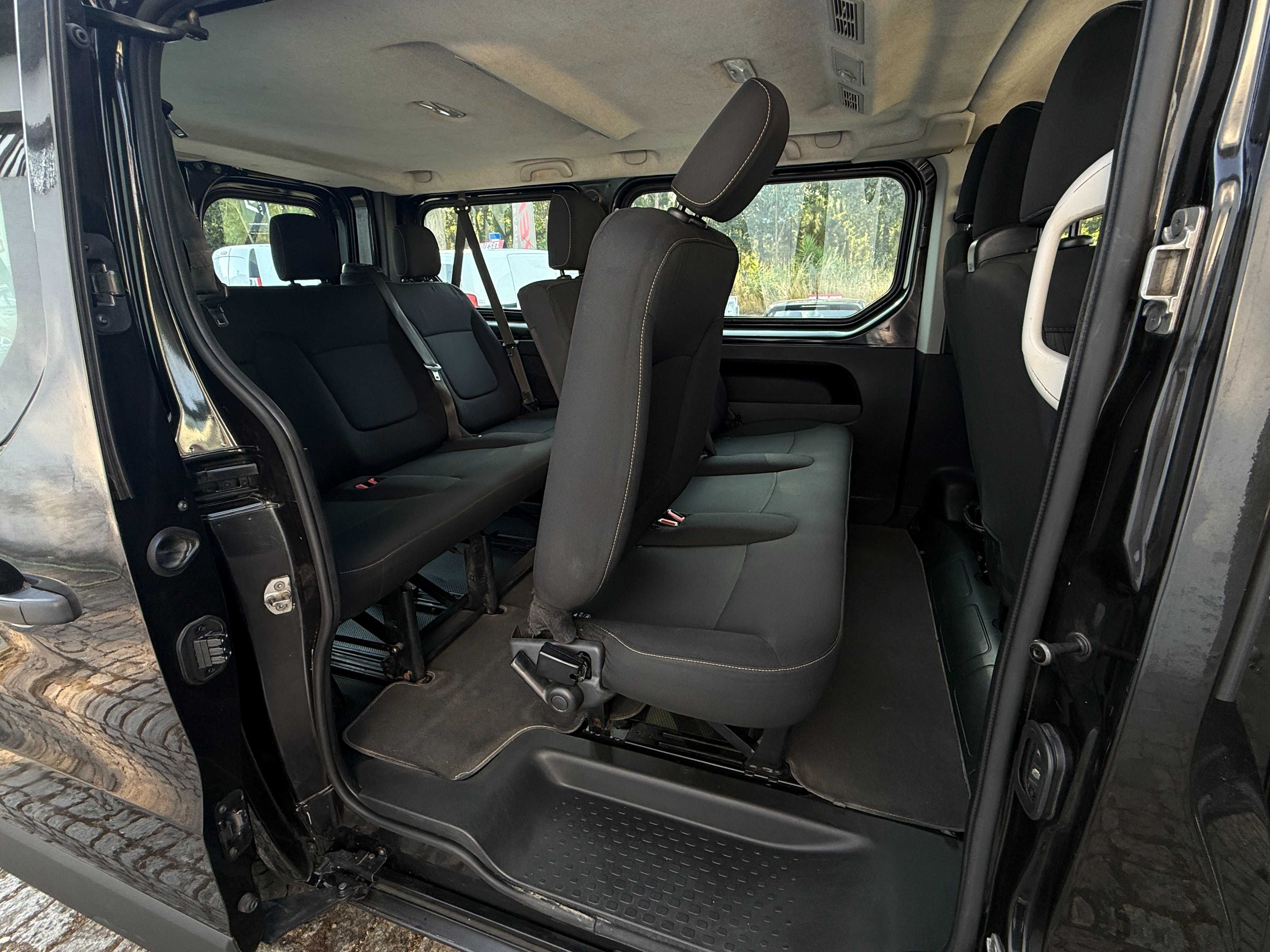 Renault Trafic 1.6 dCi | 9 Lugares | 2016 | Nacional | Com Garantia