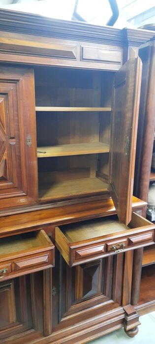 Drewniany kredensik  RATY