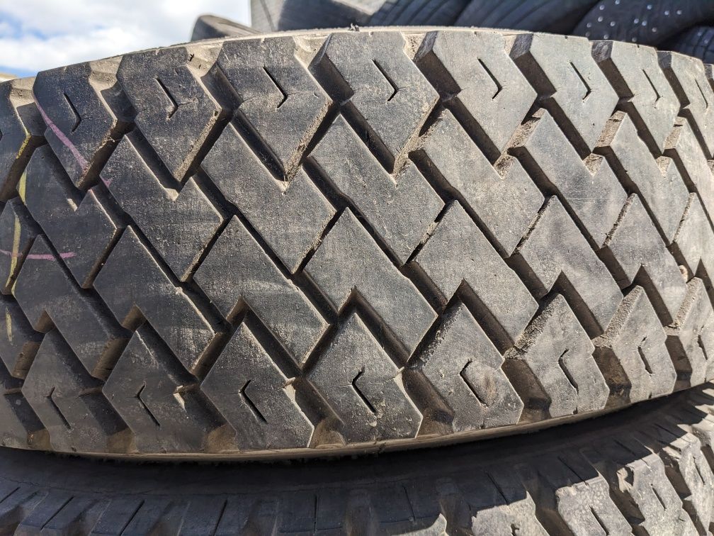 225/75R17.5 Michelin пара