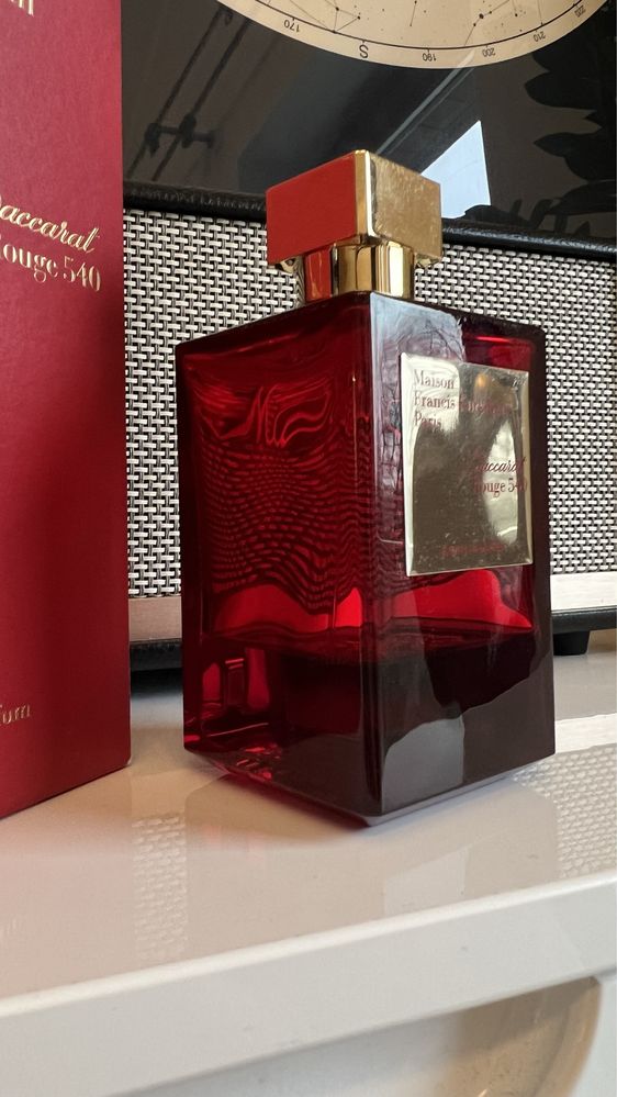 Maison Francis Kurkdjian Baccarat Rouge Extrait z kartonikiem