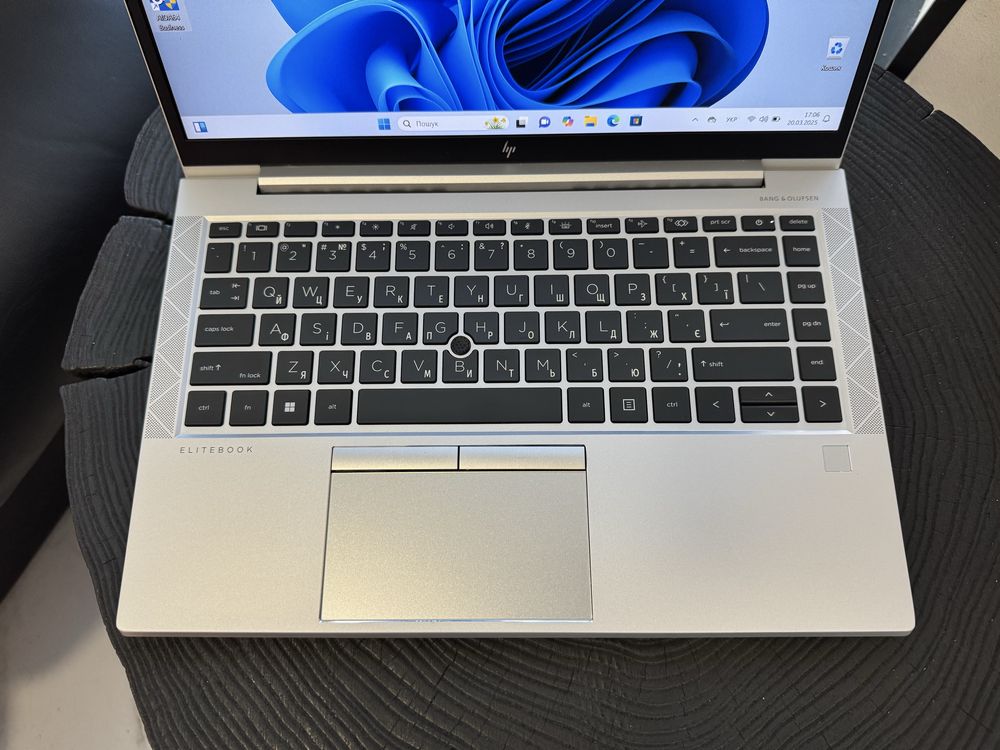 HP EliteBook 840 G8 (i7-1185G7 16GB SSD512GB IPS) #0705