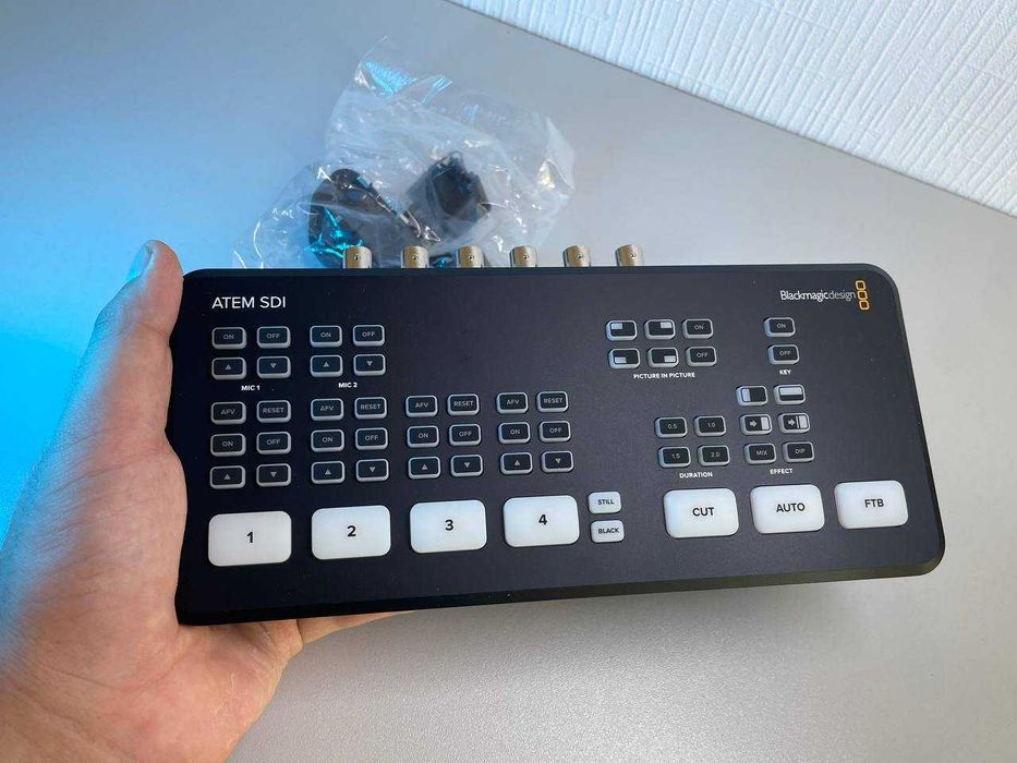 Відеомікшер Blackmagic Design ATEM Mini Live Pro в новому стані
