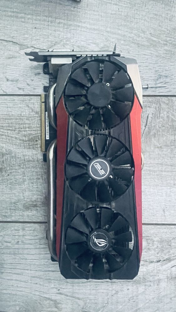 Відеокарта STRIX-R9390-DC3OC-8GD5-GAMING).