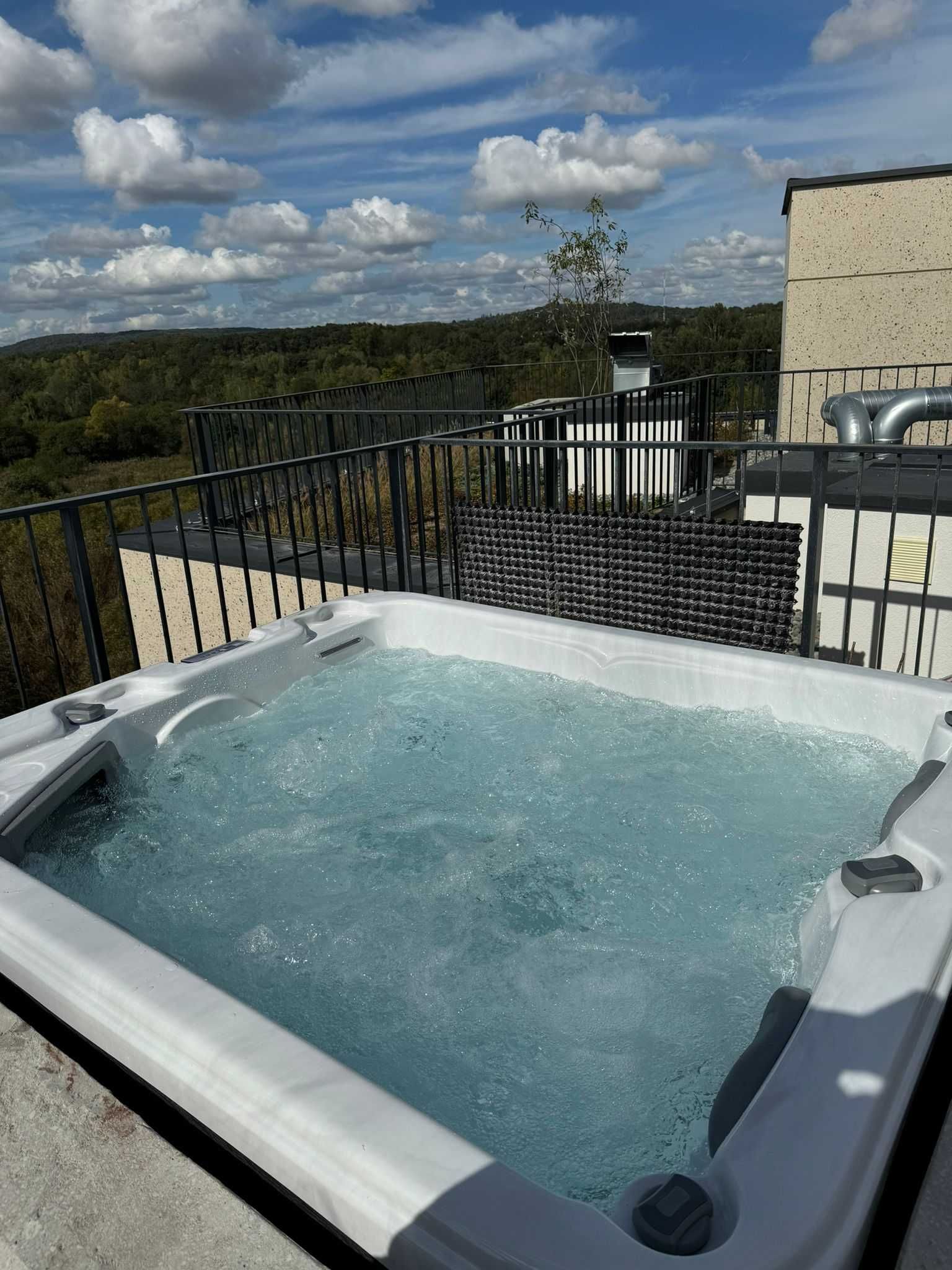 Całoroczne Jacuzzi Ogrodowe dla 3 Osób RX 170 - Angielska Marka