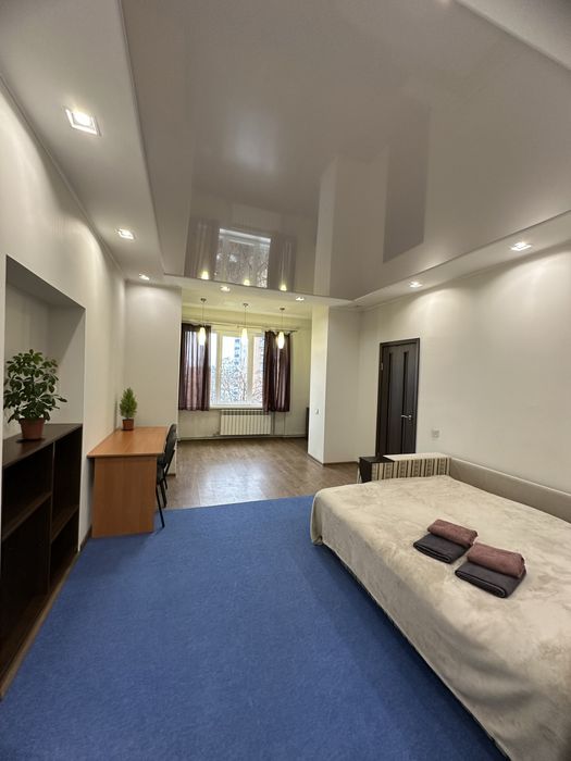 Подобово квартира, Центр, Площа Конституції, Історичний музей