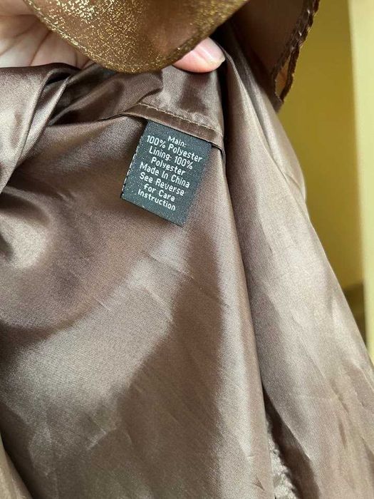 Сукня нарядна середньої довжини