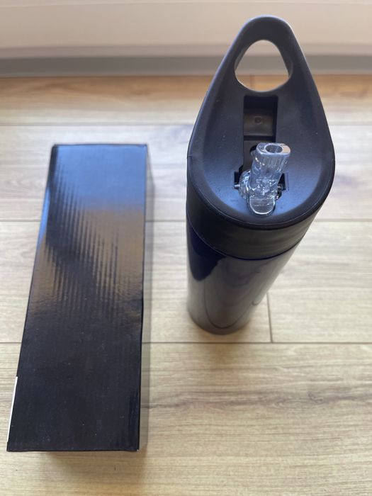 Bidon para agua - NOVO - Dupla insulação, mantém frio/quente por 8h