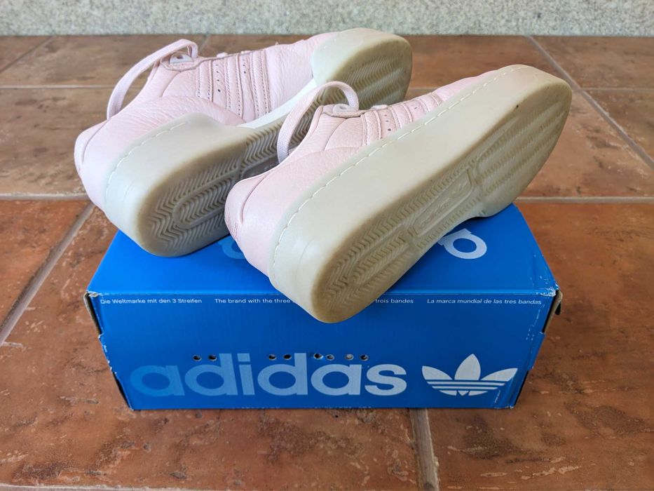 Sapatilhas Adidas Rivalry Lux Low - Ivory/Marfim