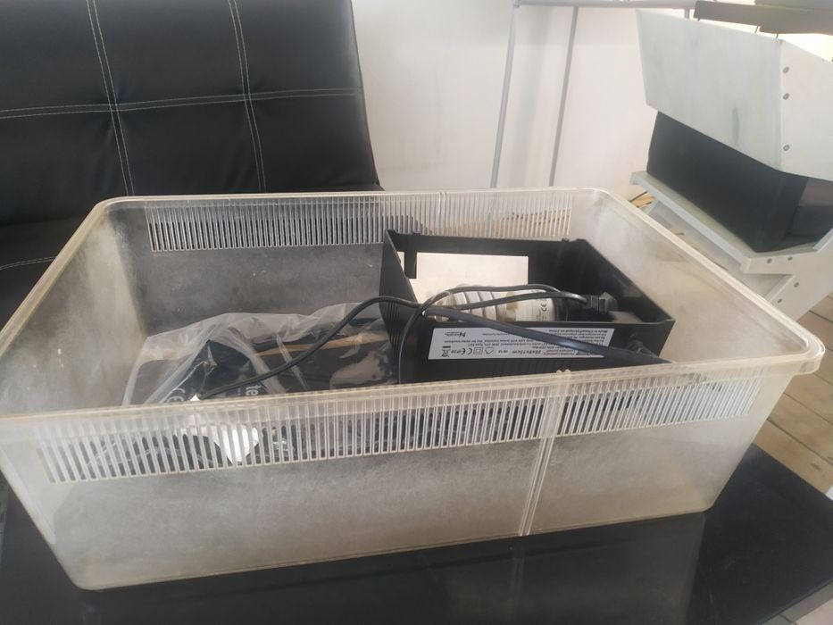 Продається тераріум в робочому та відмінному стані