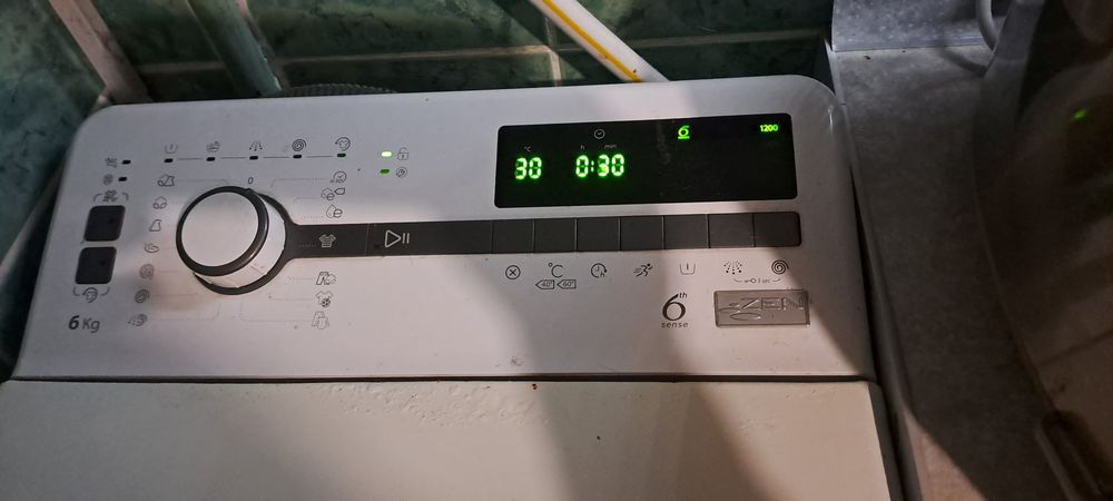 Whirlpool пральна машина