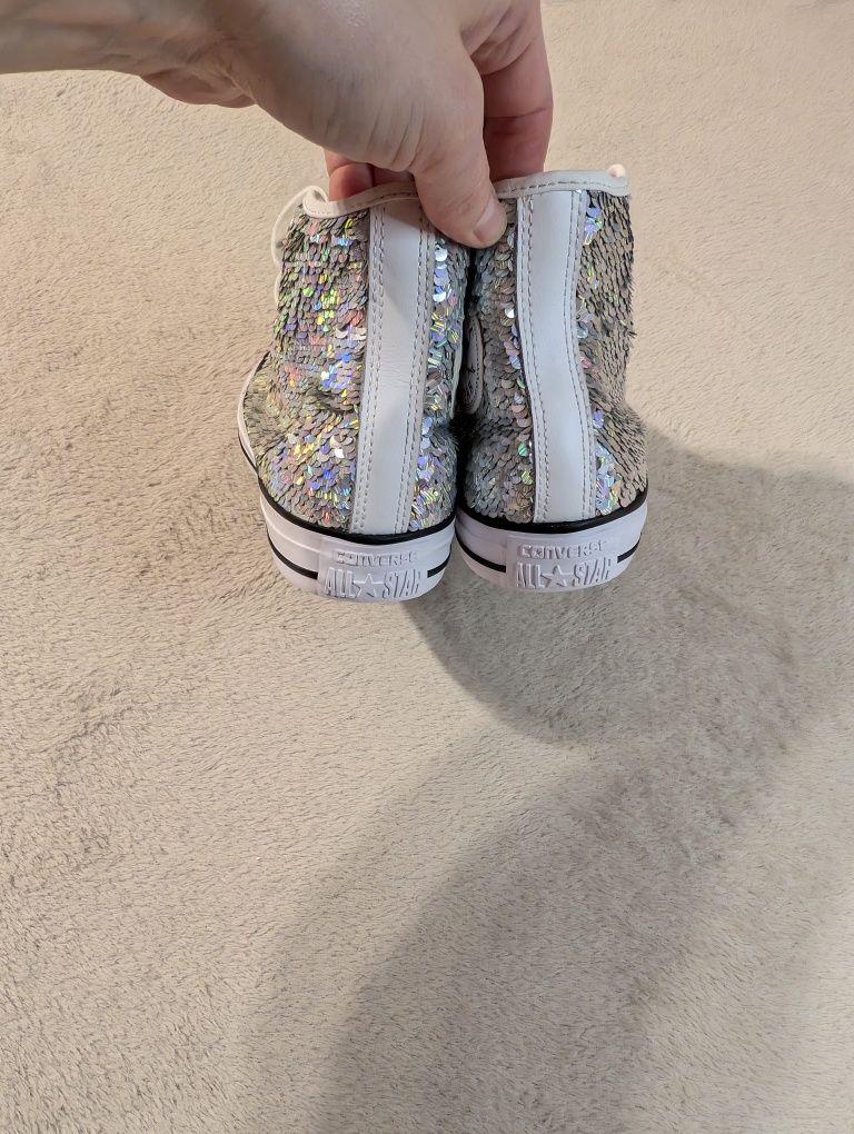 Кеди Converse 38-37 р. 24-23 .5 см original стан нових