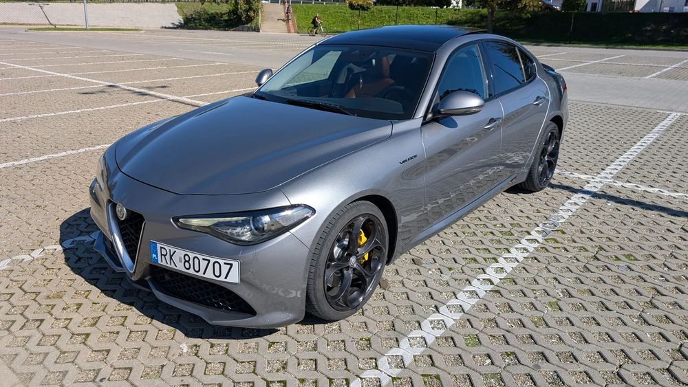 Alfa Romeo Giulia Alfa Romeo Giulia 2.2 Veloce Q4 210KM
