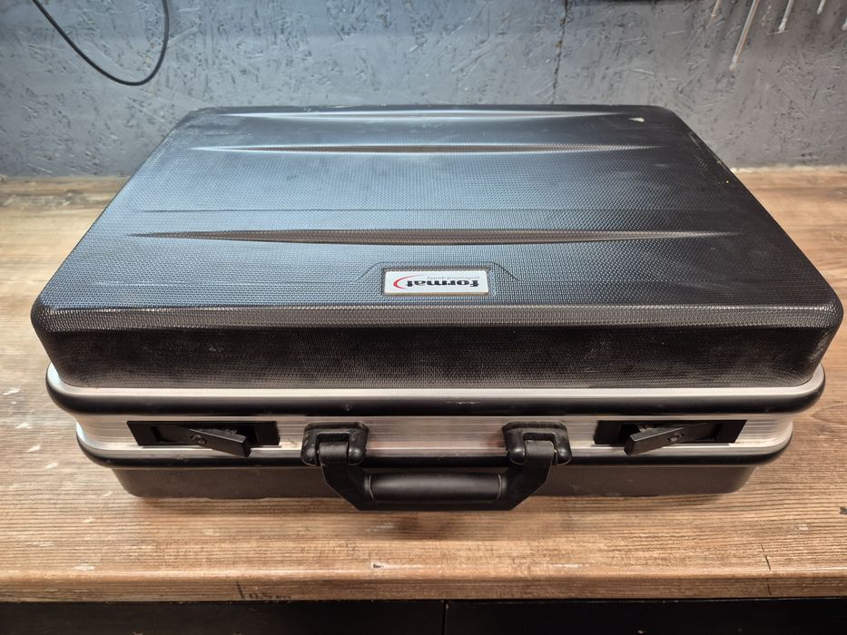 Skrzynka dla elektryka format