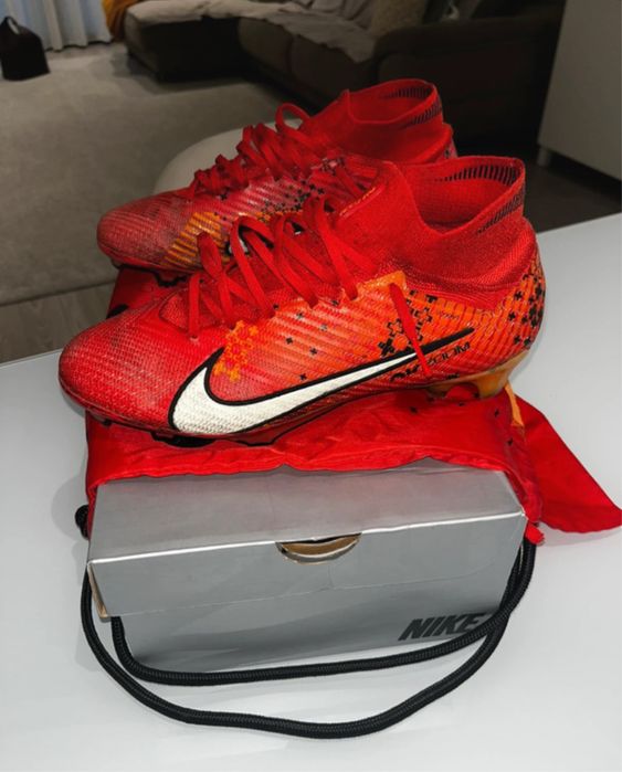 Mercurial superfly 9 FG tamanho 42
