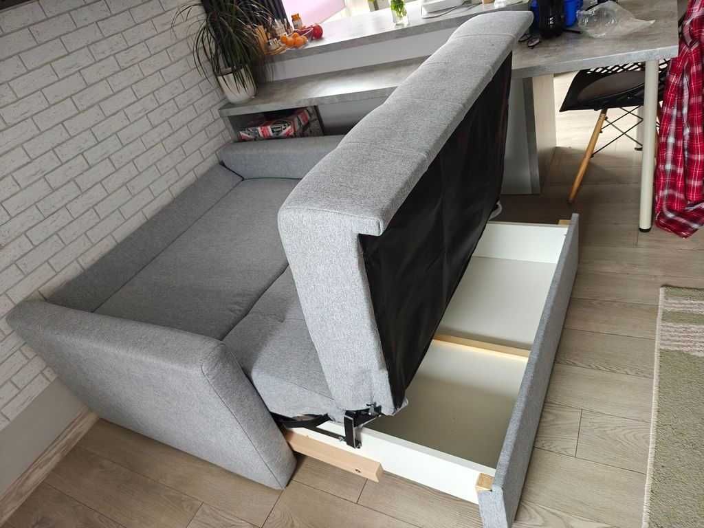 Dwuosobowa sofa rozkładana