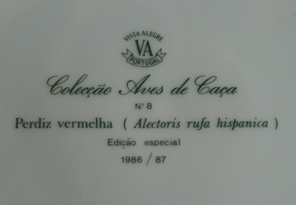 Coleção 8 pratos "Aves de Caça", Vista Alegre