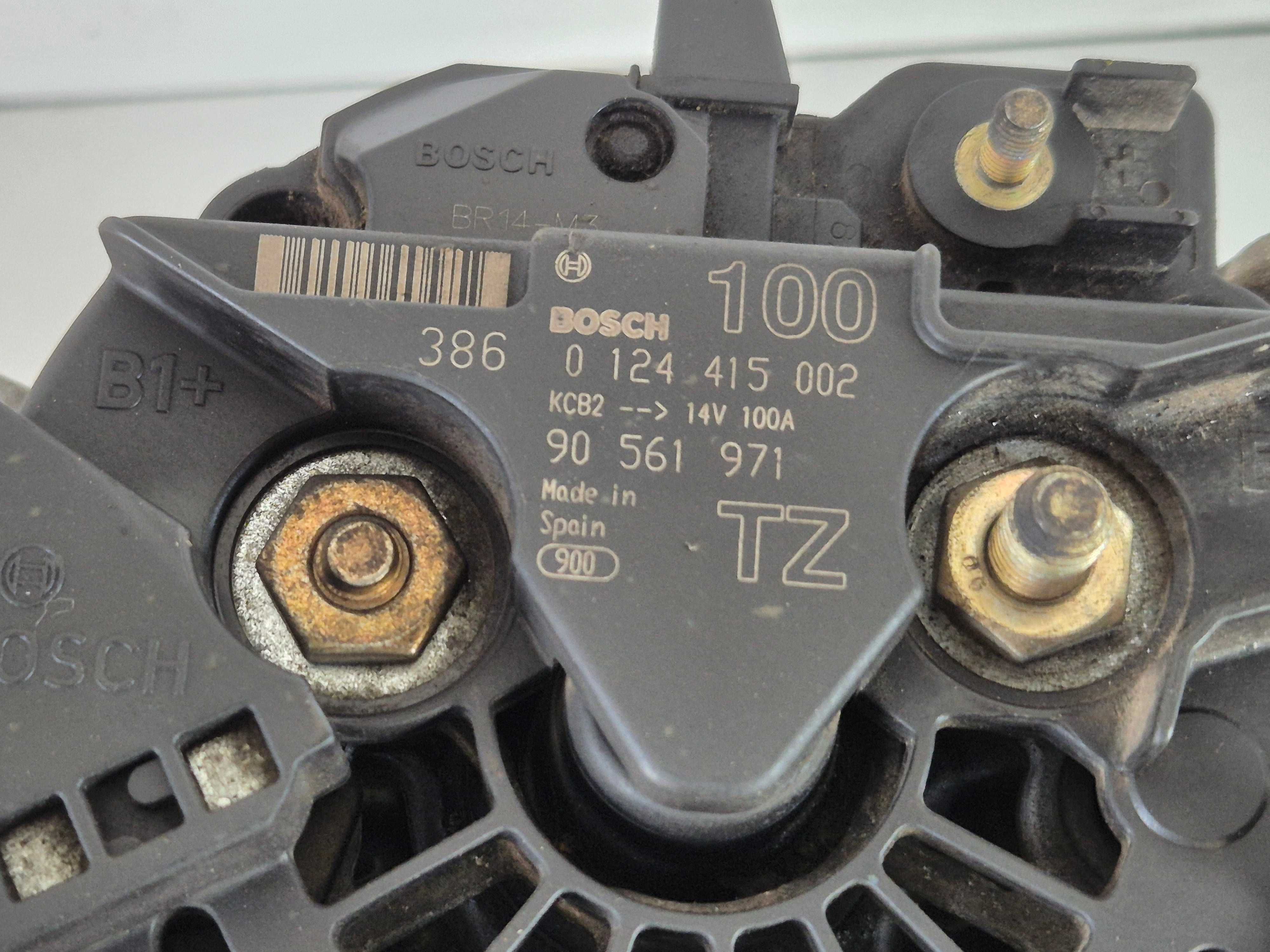 opel corsa c meriva a combo 1.4 1.6 1.8  alternator

Tylko przedmiot