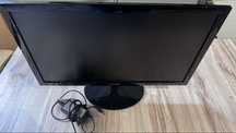 Samsung S24D300 sprawny monitor