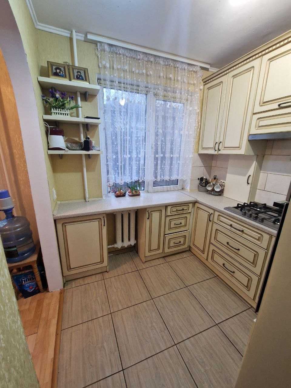 3 кімнатна квартира на Кругу, Є- відновлення