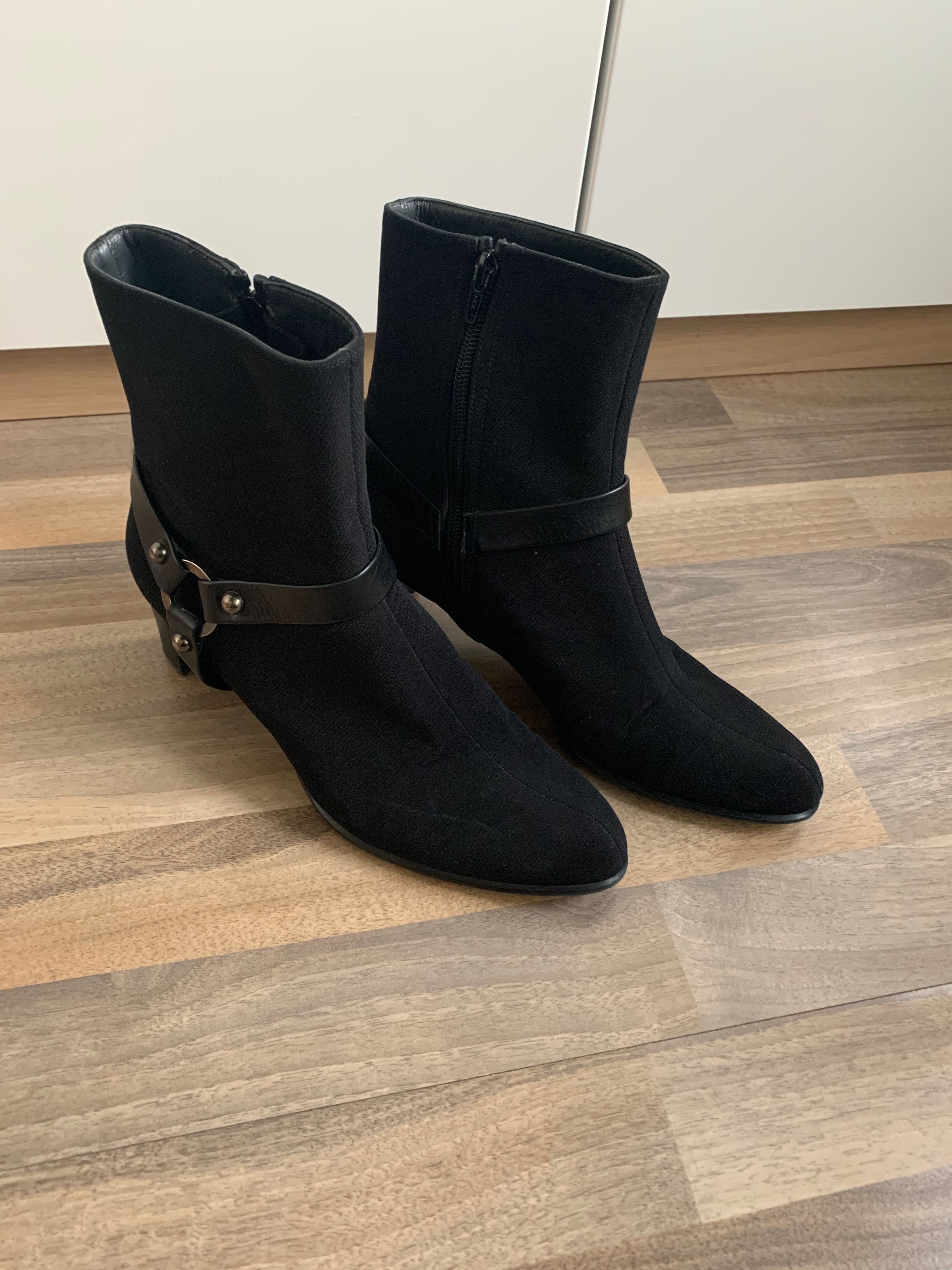 Buty damskie Stuard Weitzman 9,5