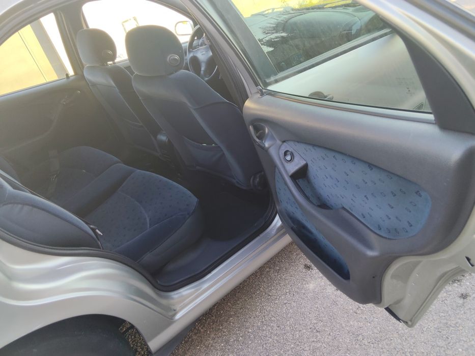 Carro a gasolina baratinho Fiat brava impecável um dono