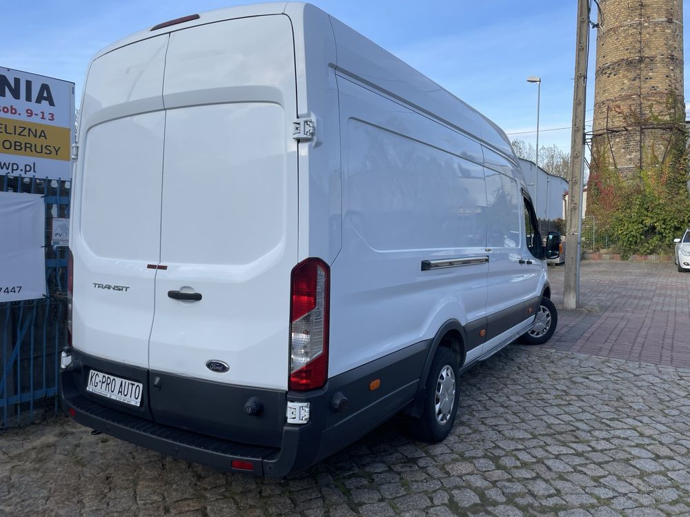 Wypożyczalnia, transport, wynajem bus dostawczy Ford Transit