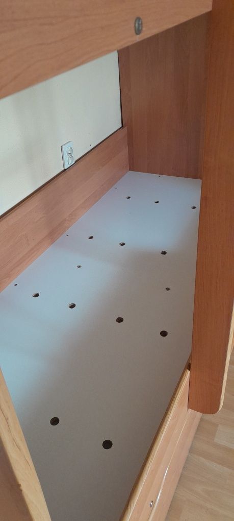 Łóżko piętrowe z szufladami