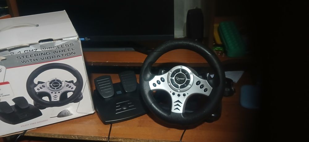 Продам Ігровий руль