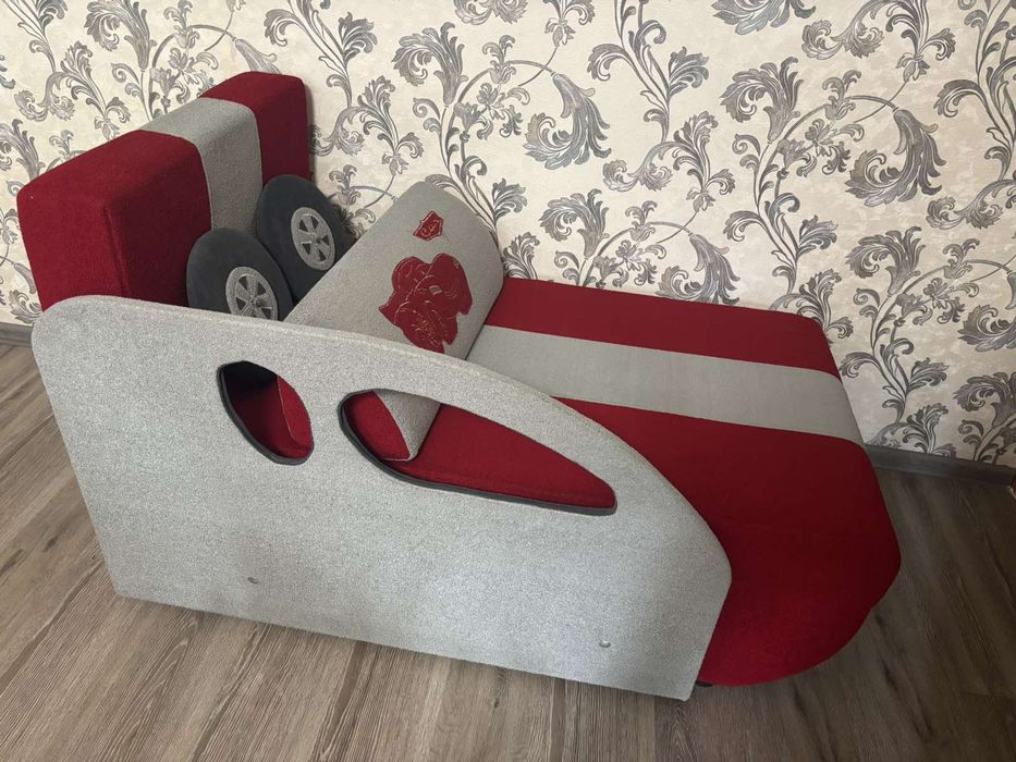Продам детский диван