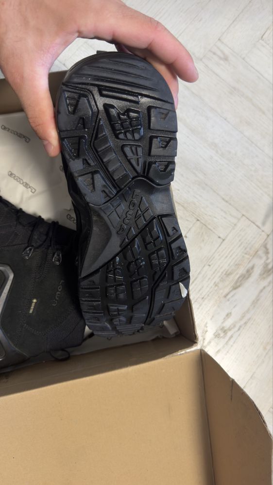 Черевики lowa zephyr gtx mid tf 44 розміру 10.5