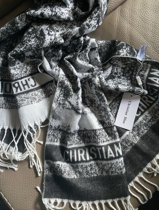 Szalik Christian Dior